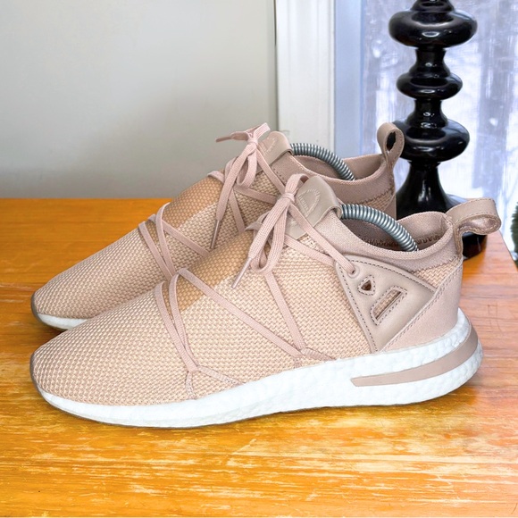 Adidas Originals Women’s Arkyn Knit Sneaker - Picture 3 of 12